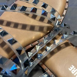 CushionAire memory foam sandal clear w/ silver spikes rhinestones studs size 8